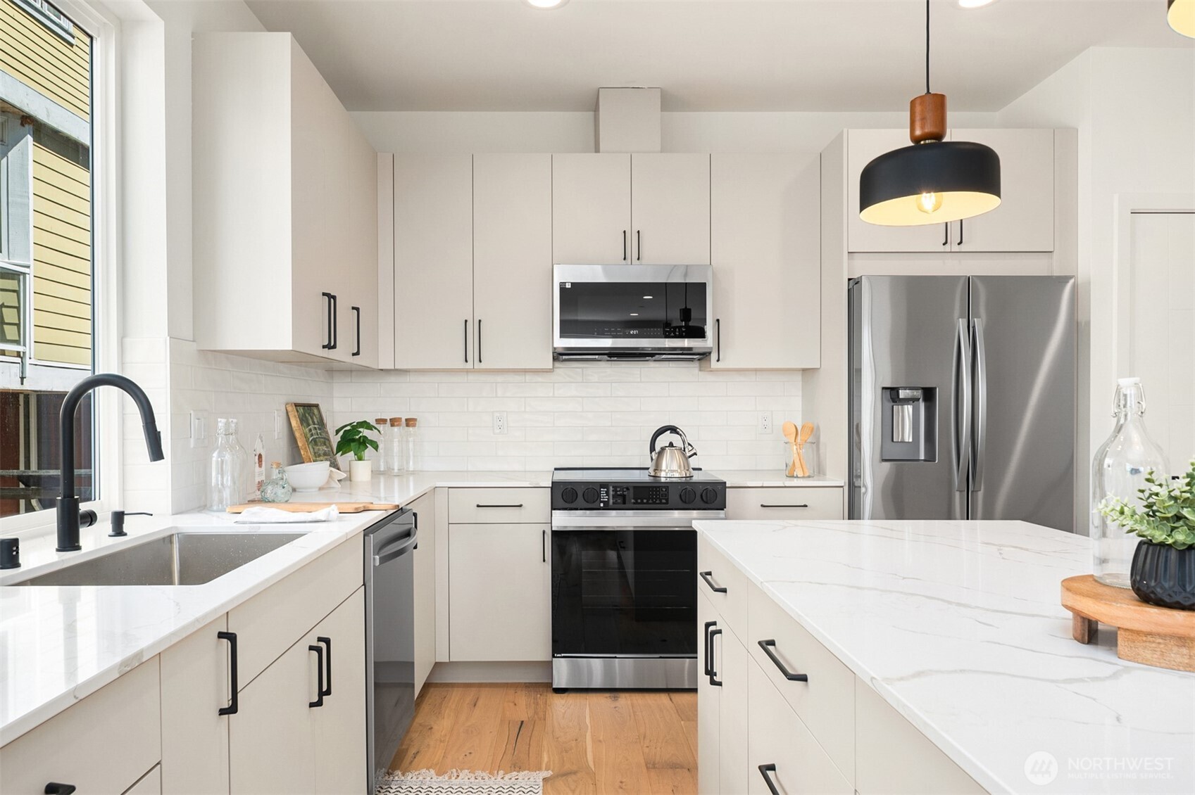 2538 14th Avenue W Unit: C