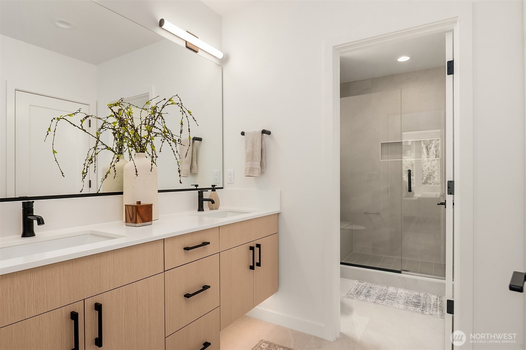 723 15th Avenue Unit: C