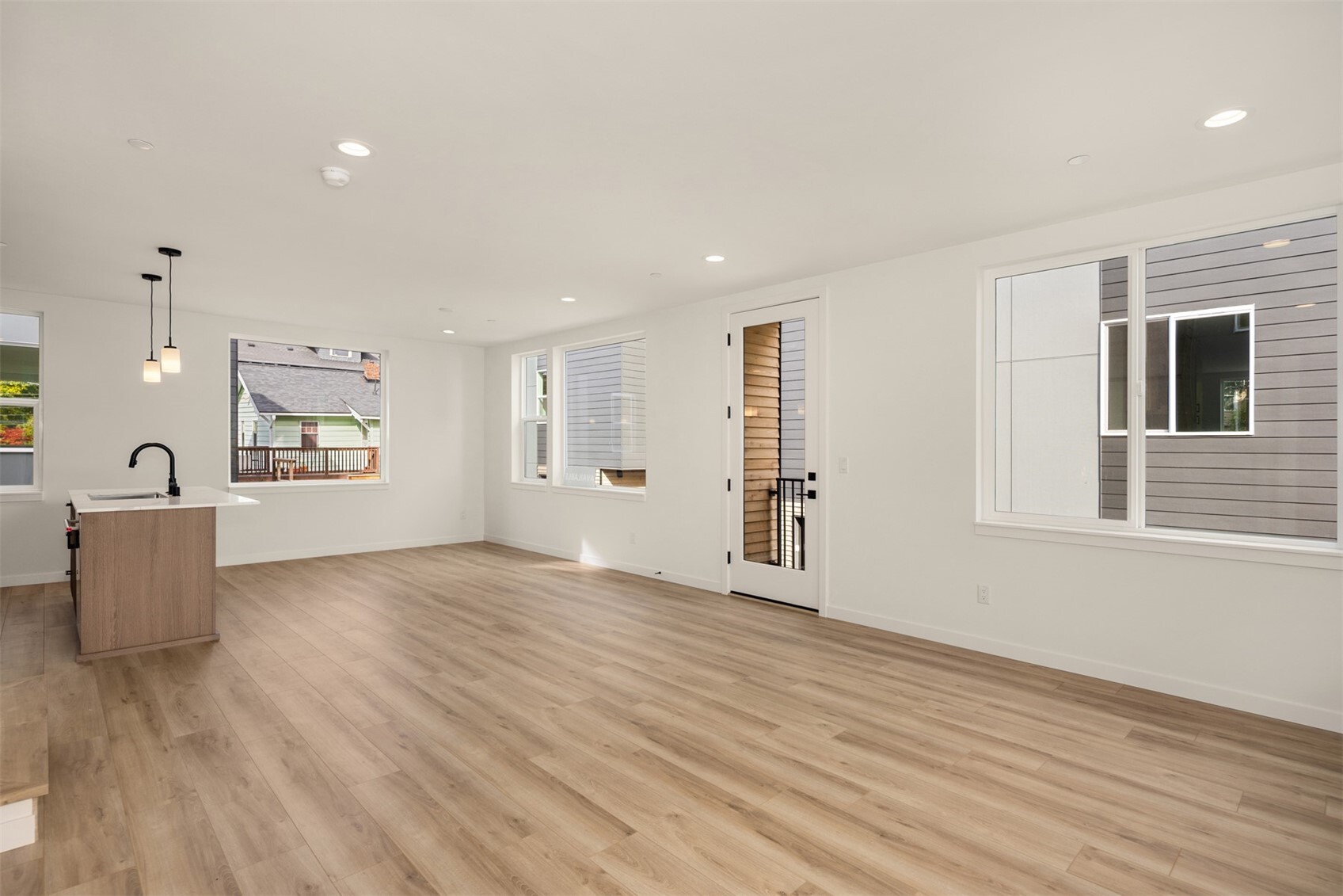 723 15th Avenue Unit: A