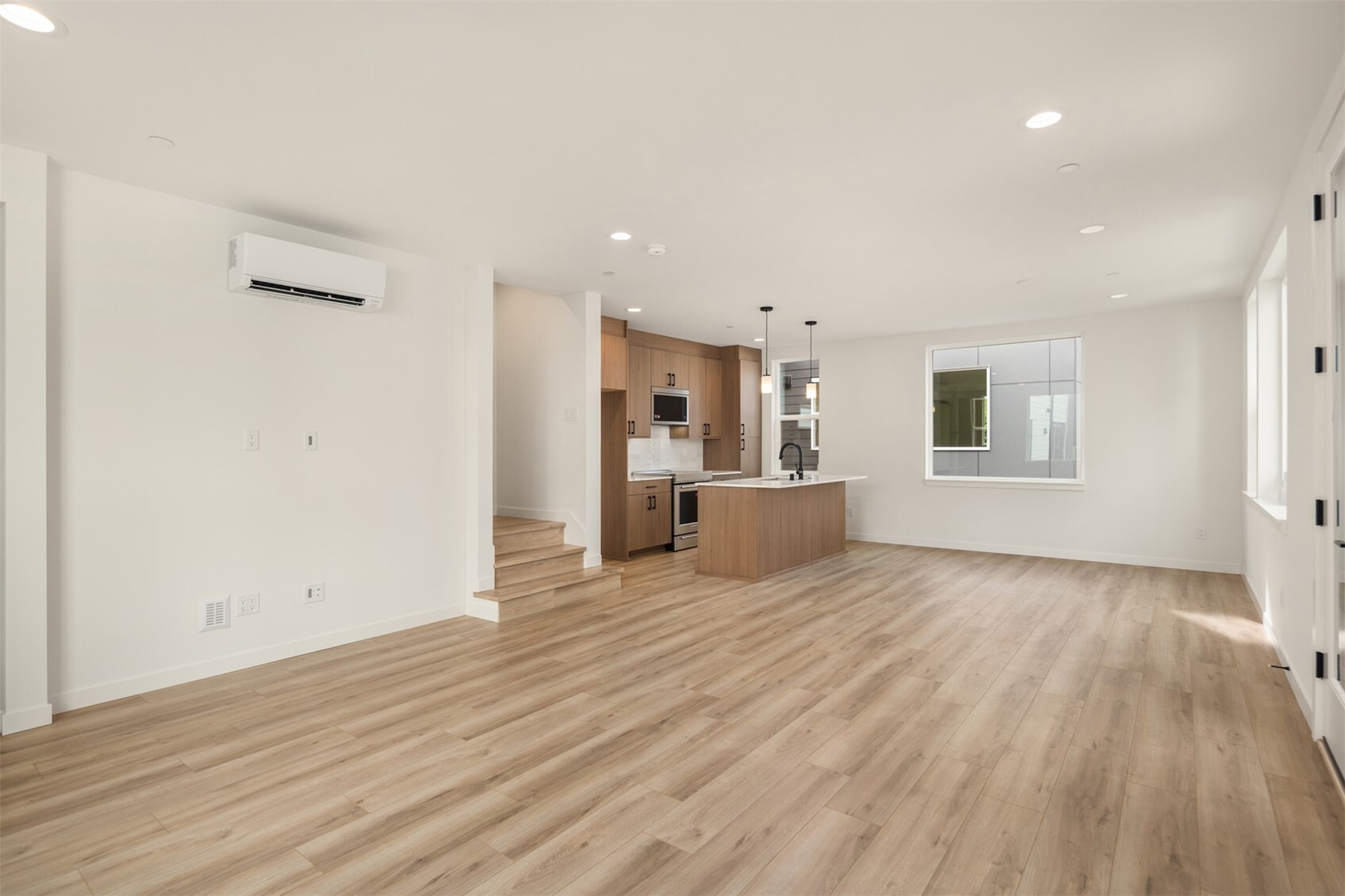 723 15th Avenue Unit: A