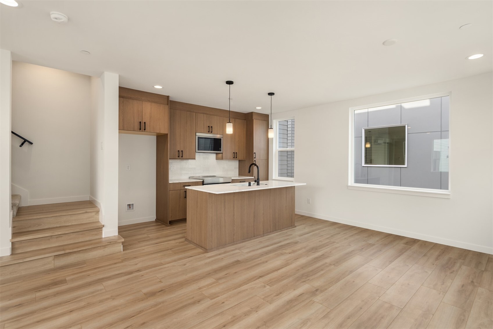 723 15th Avenue Unit: A