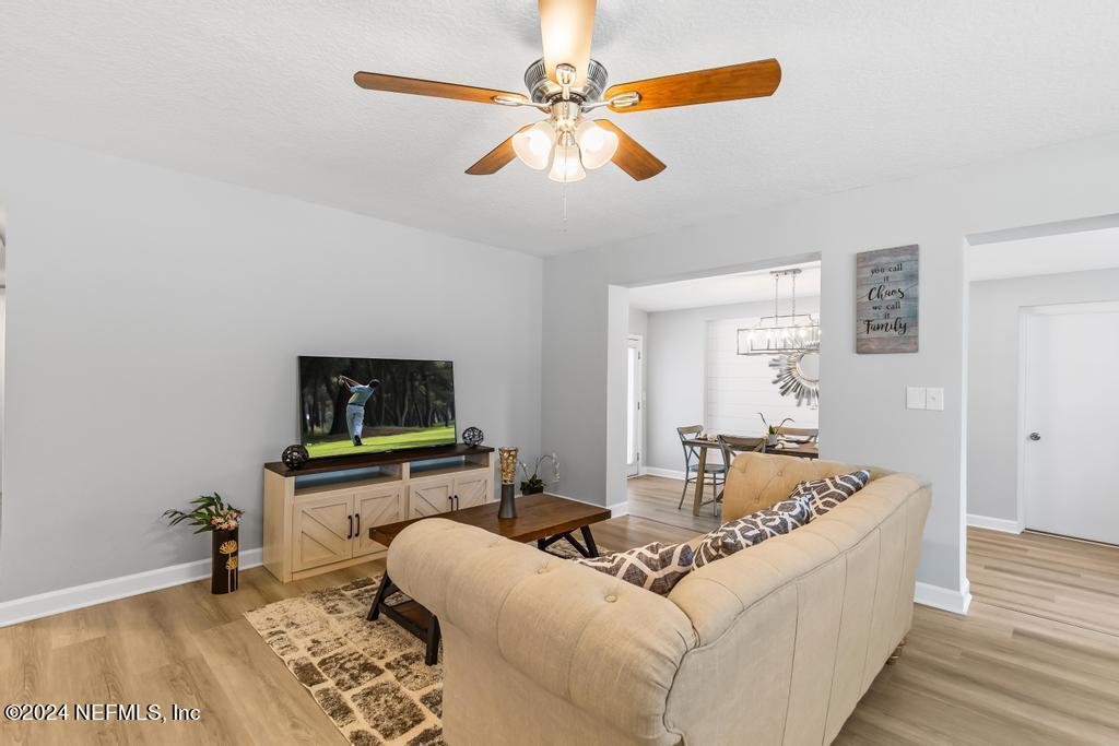 7461 STONEHURST Road N