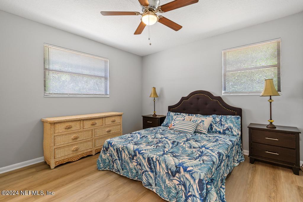 7461 STONEHURST Road N