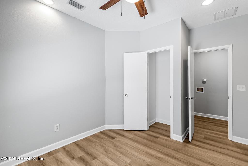 7461 STONEHURST Road N