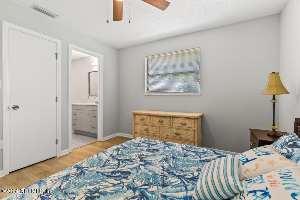 7461 STONEHURST Road N