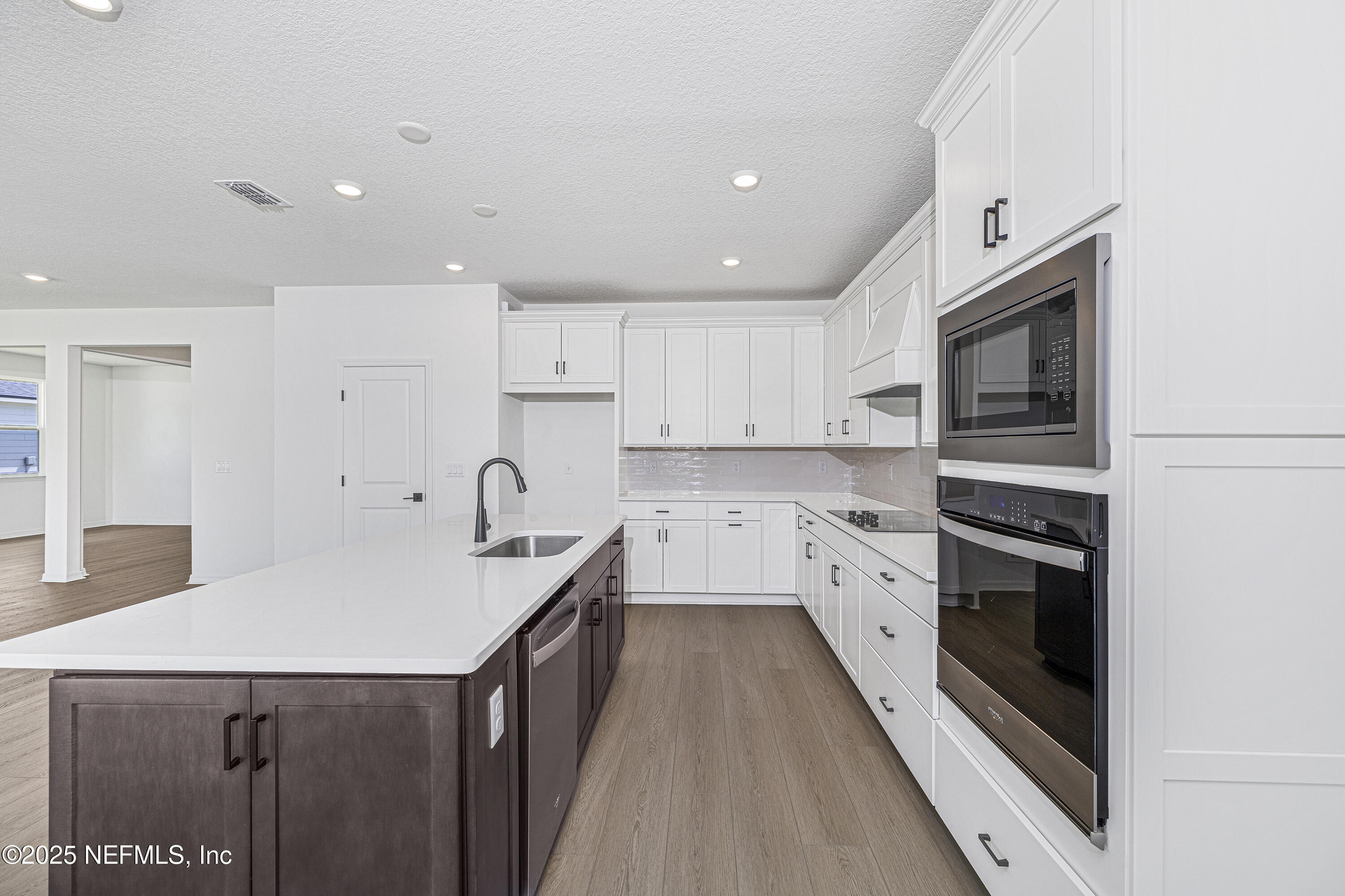 2314 BRADLEY PARK Drive