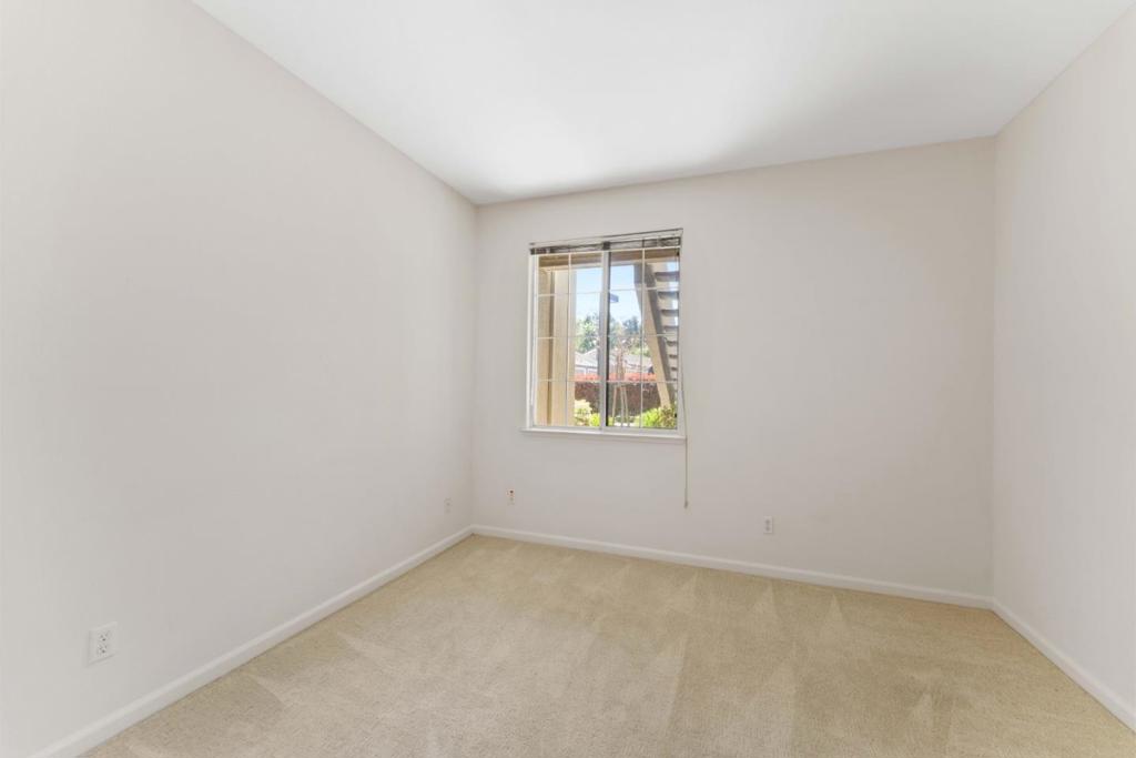 5987 Lake Hennessy Ct Court