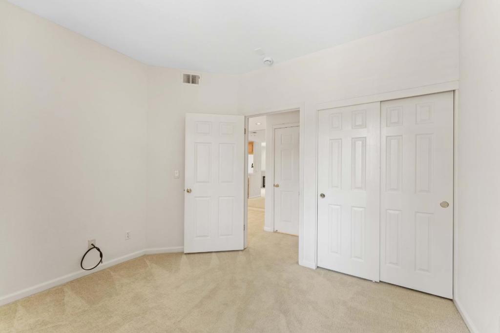 5987 Lake Hennessy Ct Court