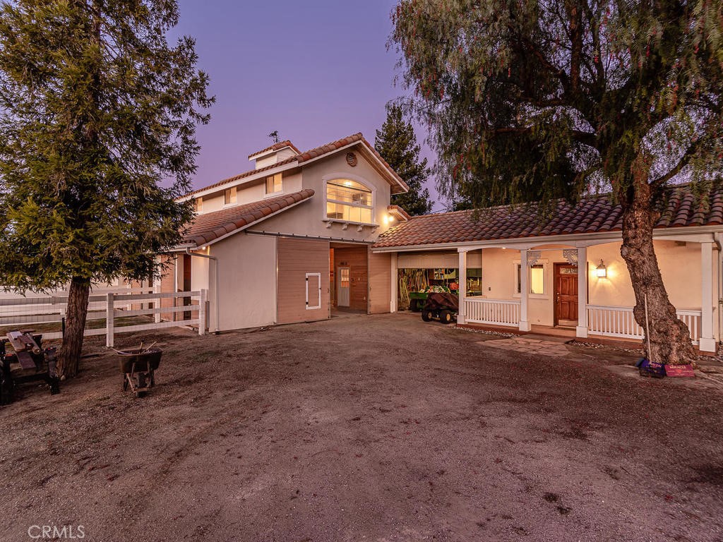 6275 Twin Canyon Lane