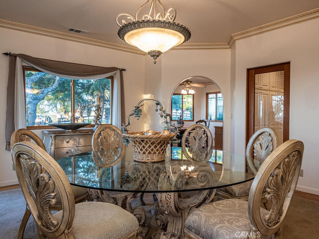 6275 Twin Canyon Lane