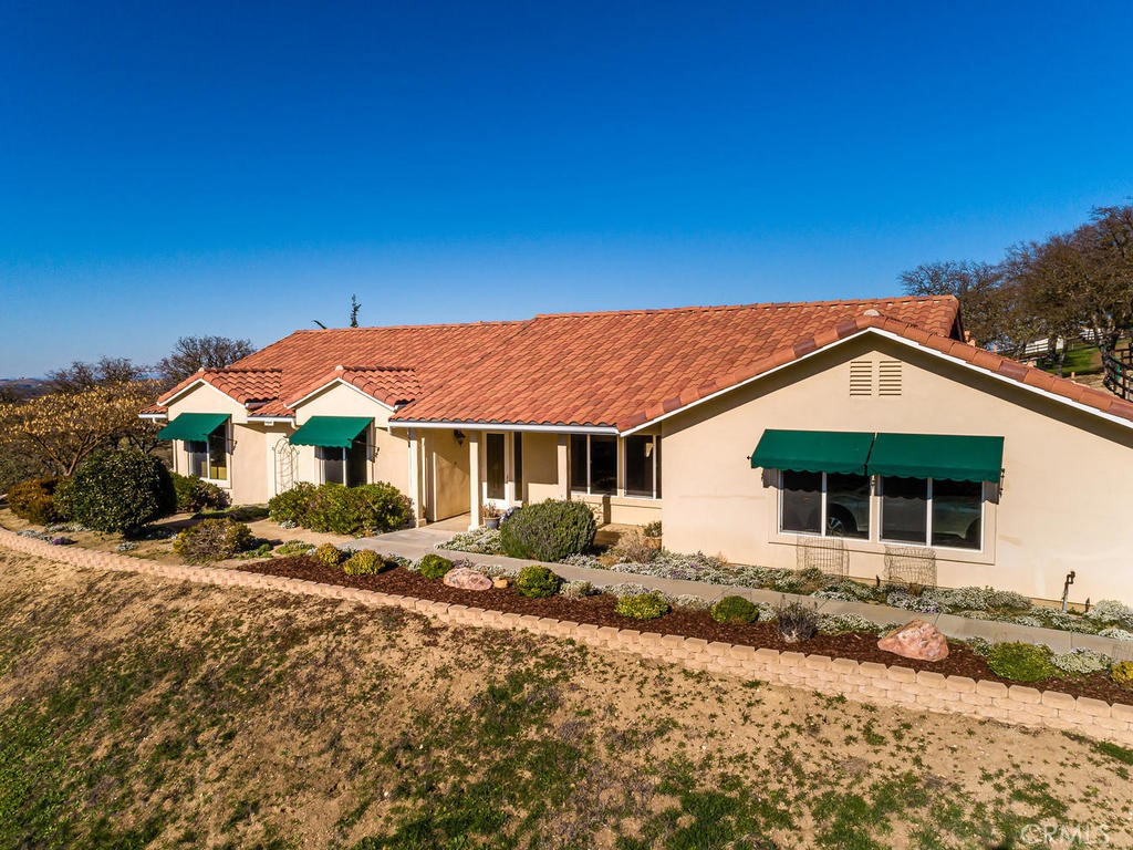 6275 Twin Canyon Lane