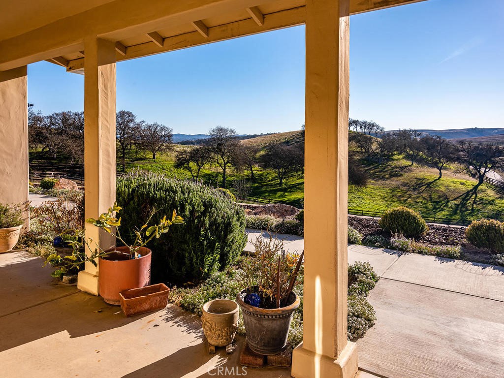 6275 Twin Canyon Lane