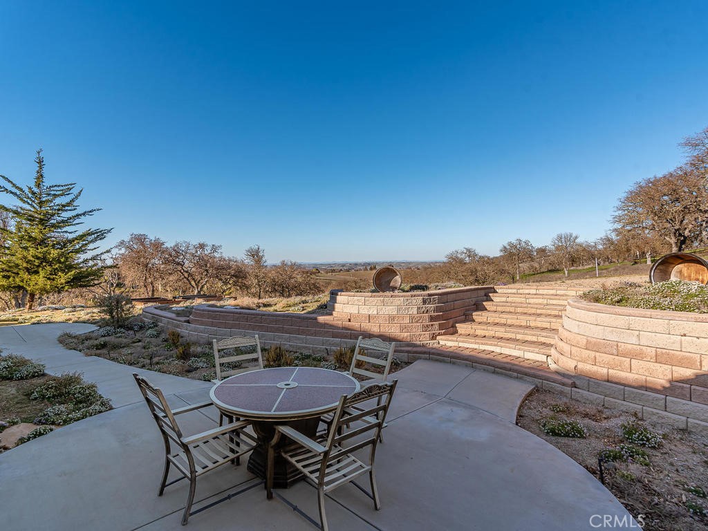 6275 Twin Canyon Lane