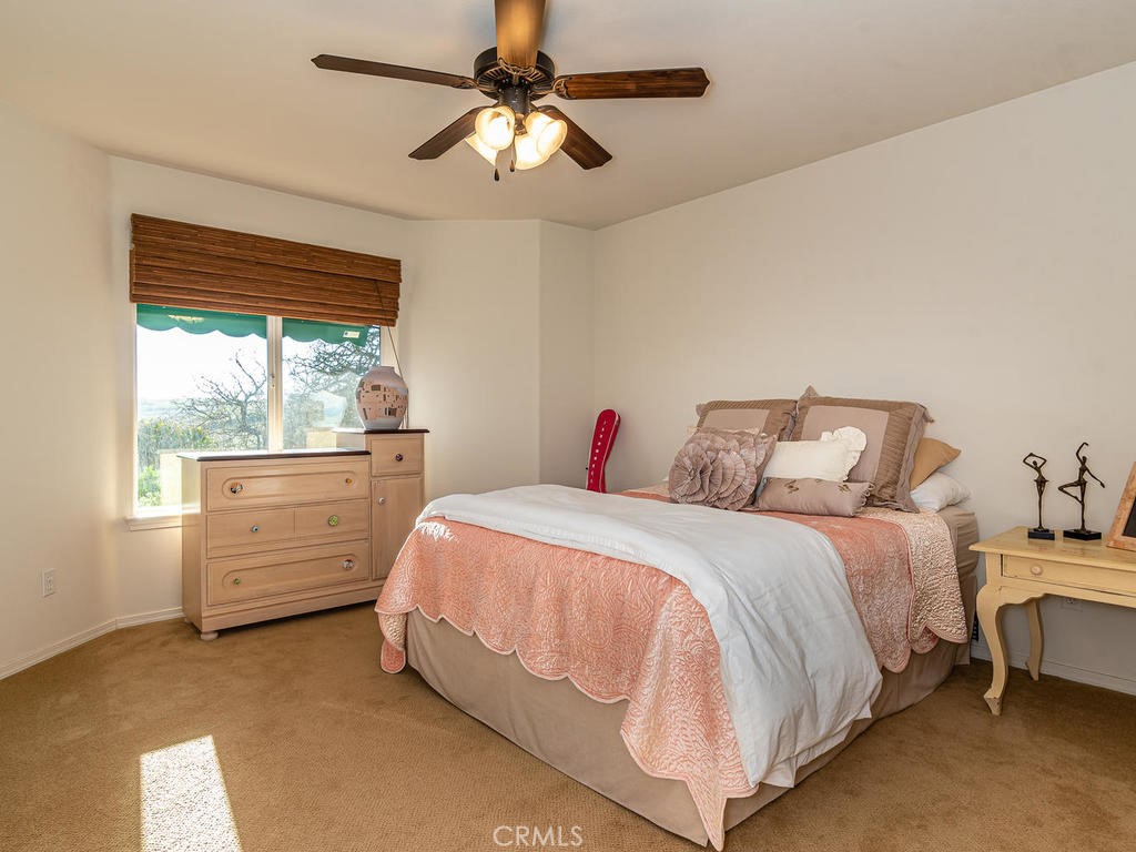 6275 Twin Canyon Lane