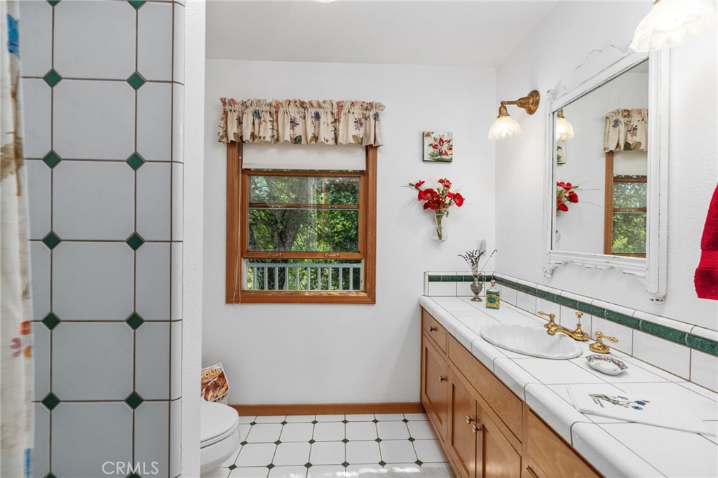 5058 E Whitlock Road