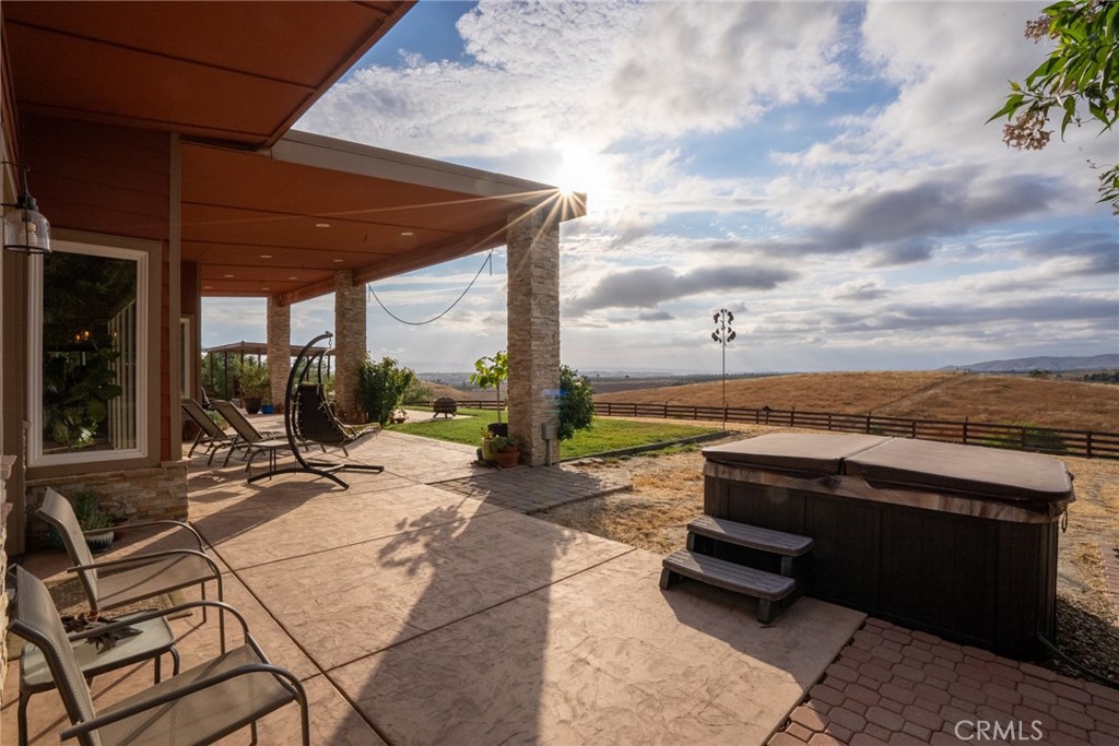 6355 Cerros Pioneros Way