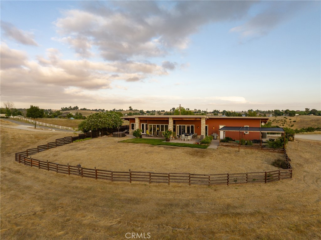 6355 Cerros Pioneros Way