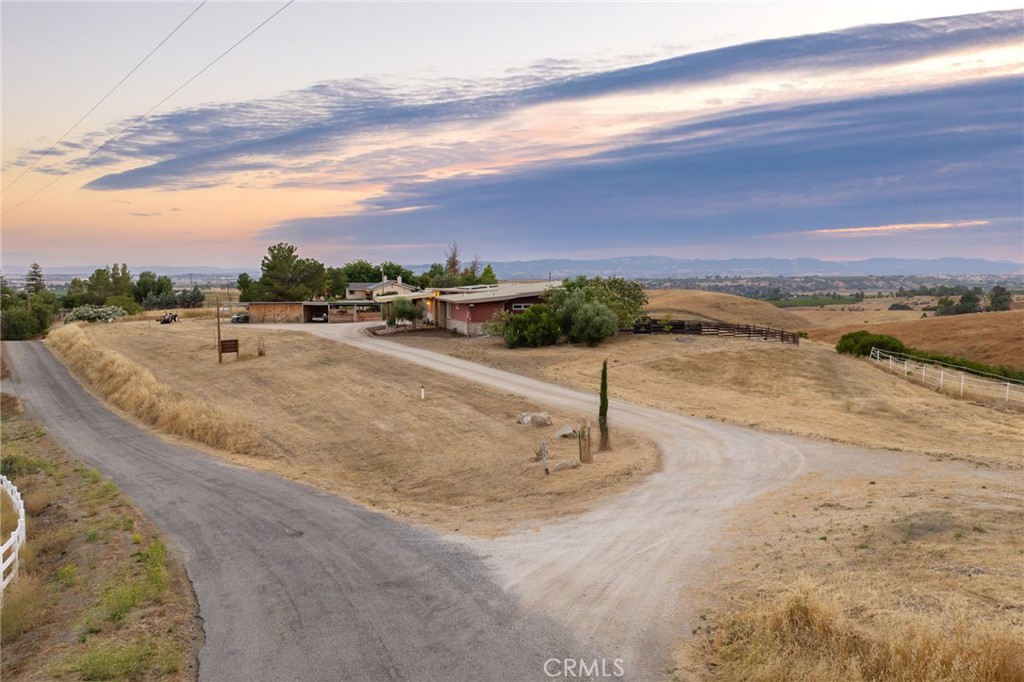 6355 Cerros Pioneros Way