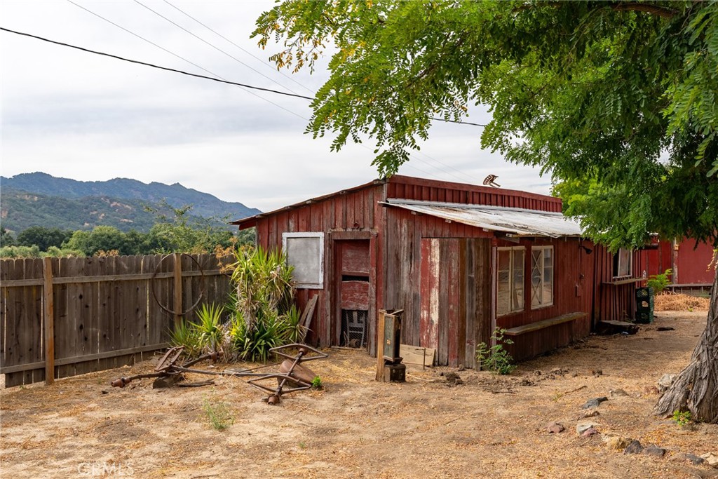 4995 Santa Margarita Lake Road