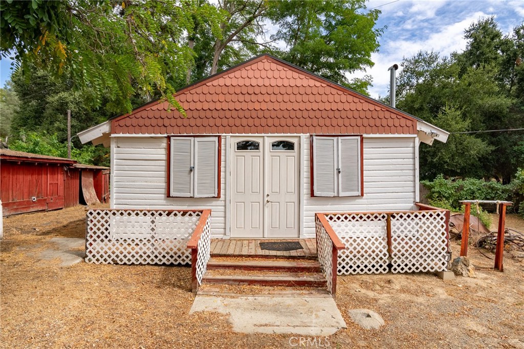 4995 Santa Margarita Lake Road