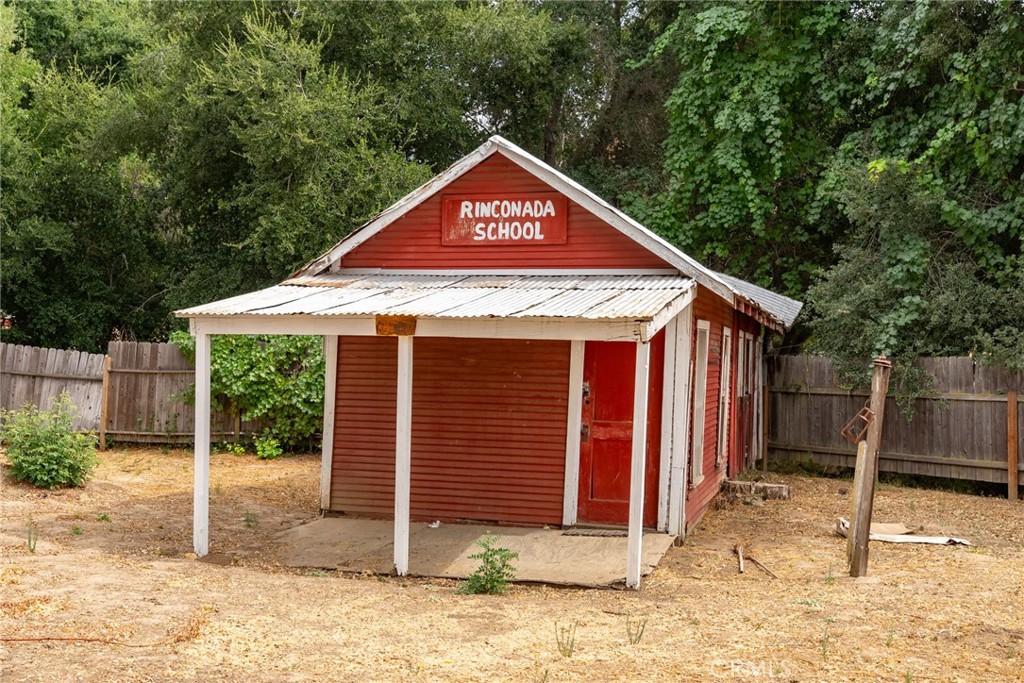 4995 Santa Margarita Lake Road