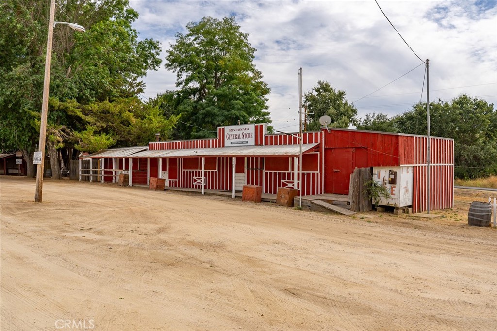 4995 Santa Margarita Lake Road