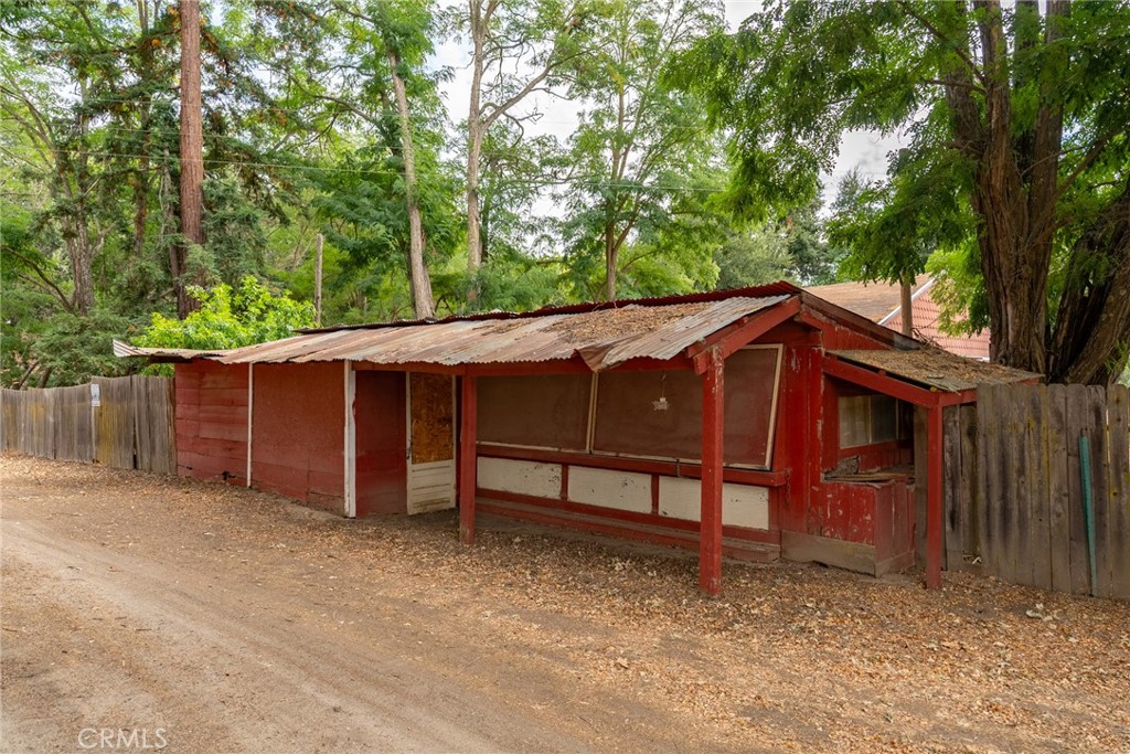 4995 Santa Margarita Lake Road