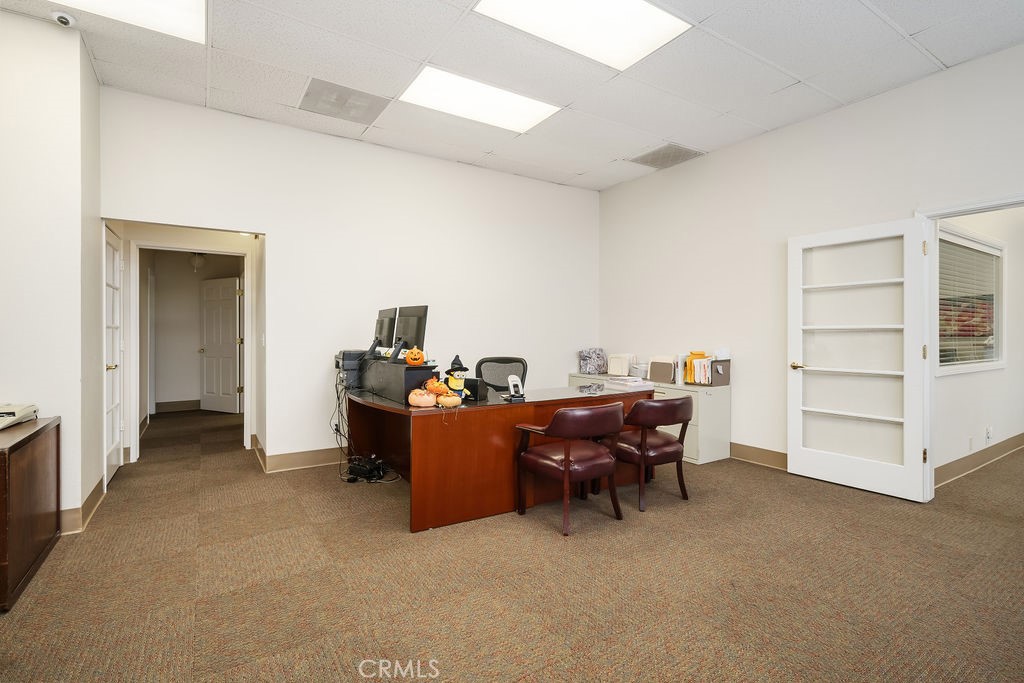 935 Riverside Avenue 1