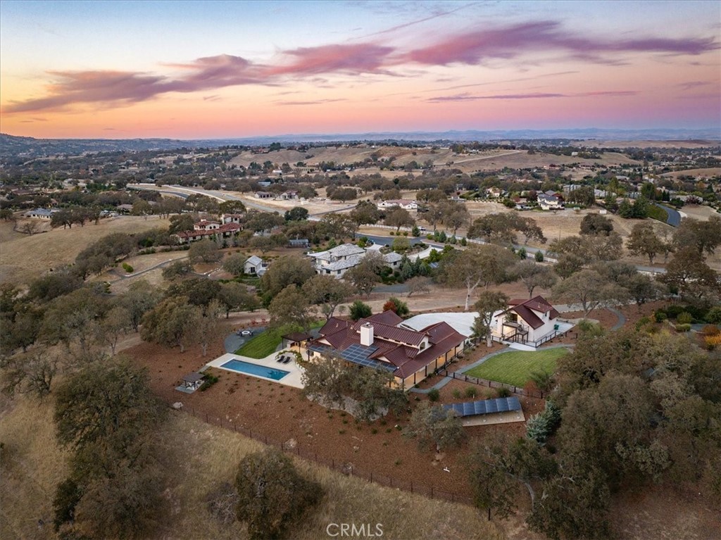 2925 Warm Springs Lane