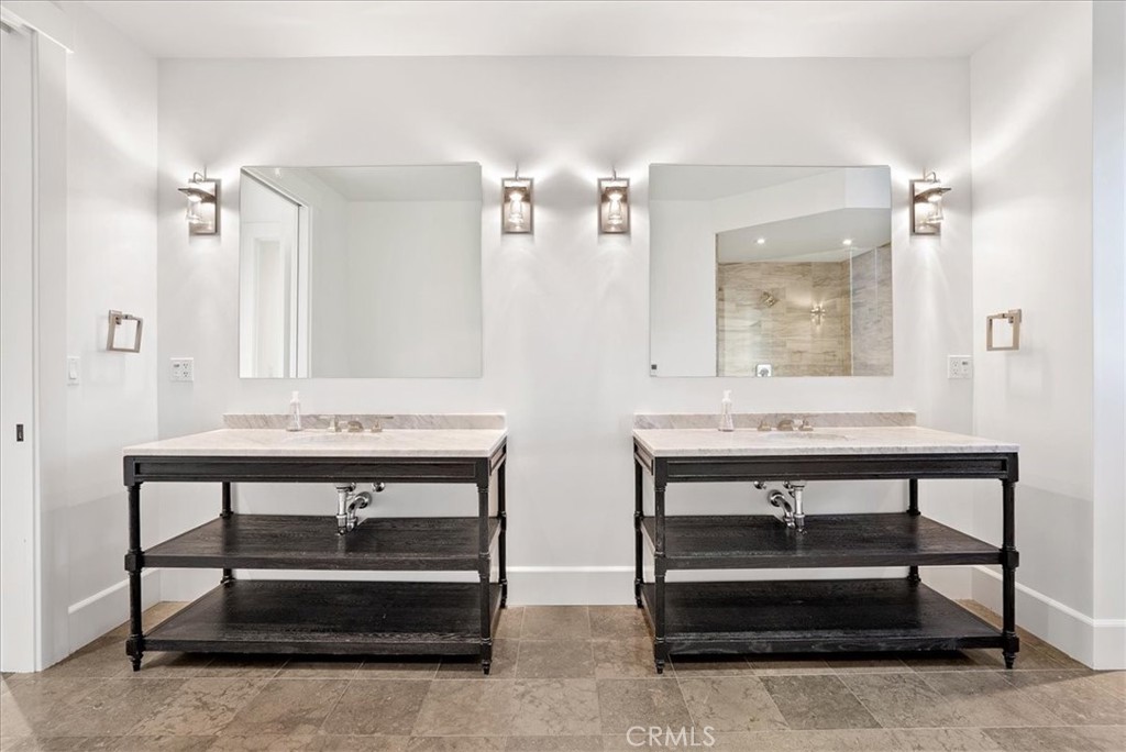 2925 Warm Springs Lane