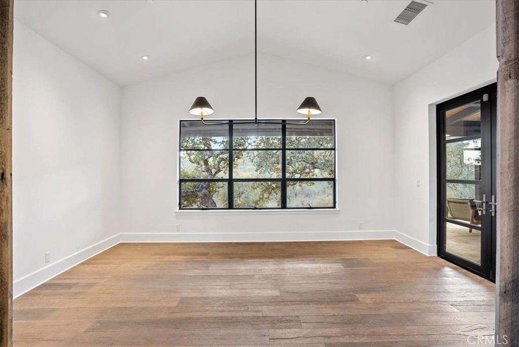 2925 Warm Springs Lane