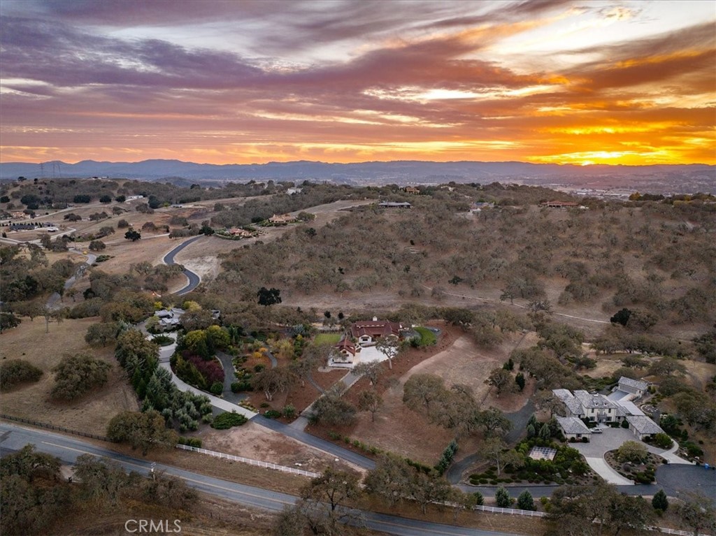 2925 Warm Springs Lane