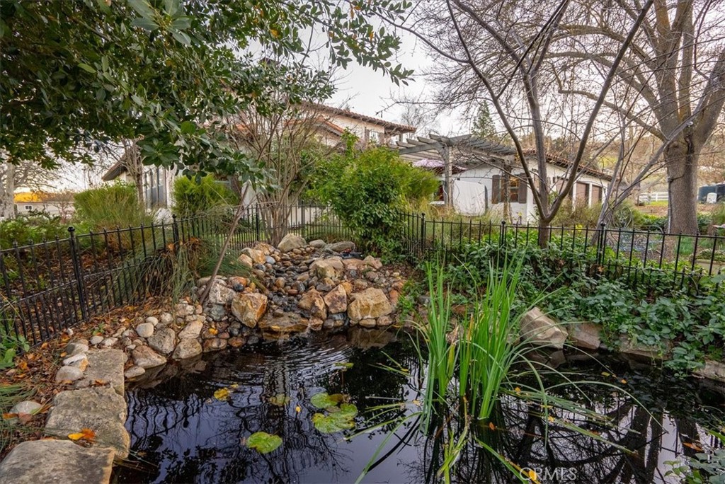 805 Spring Creek Way