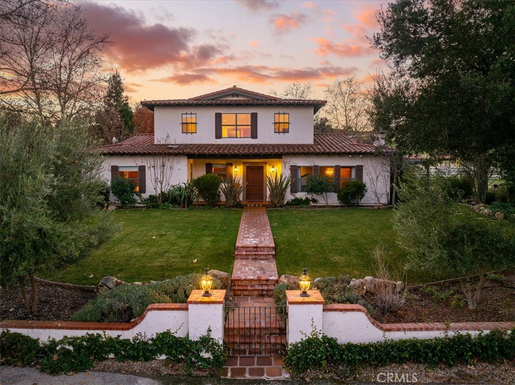 805 Spring Creek Way