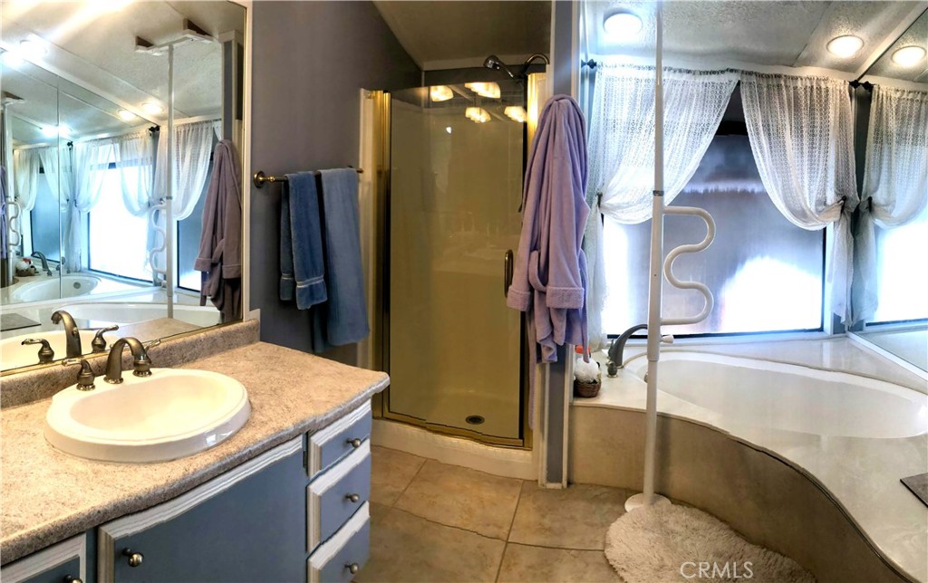 10025 El Camino Real 14