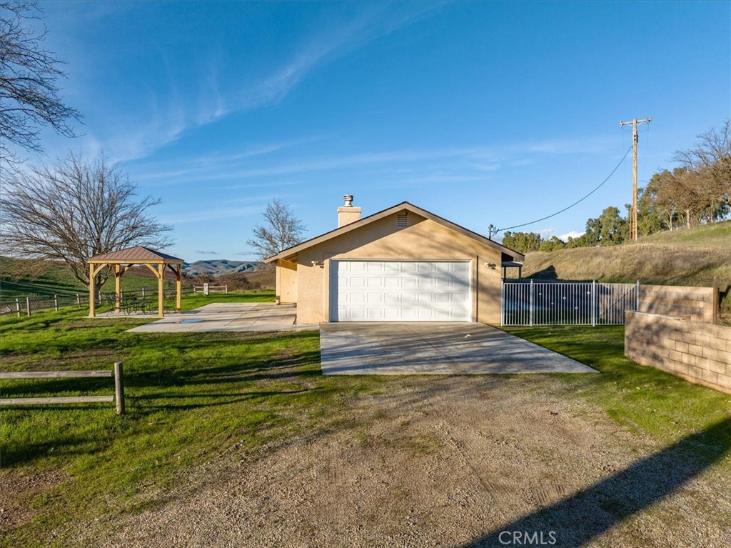 10225 Mission Almond Way