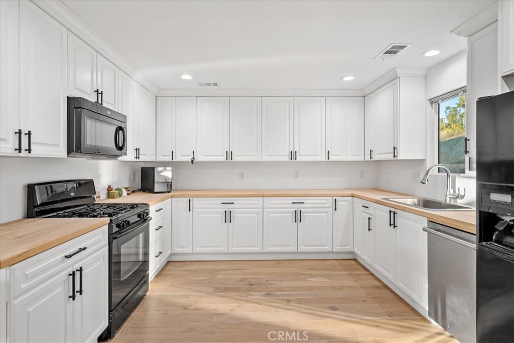 10225 Mission Almond Way