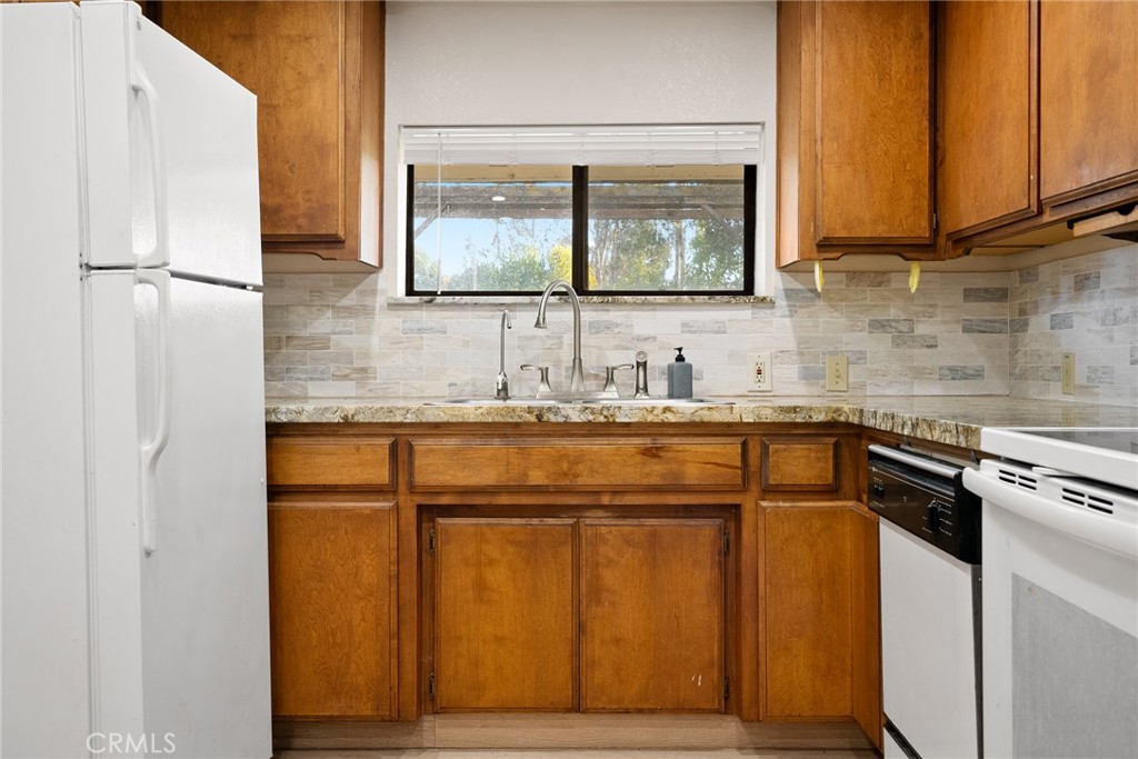 4245 Whispering Oak Way