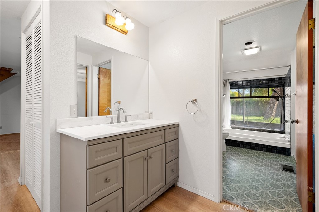 4245 Whispering Oak Way