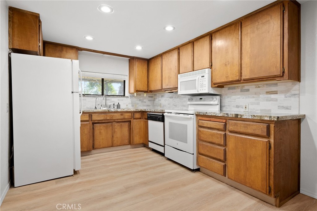 4245 Whispering Oak Way