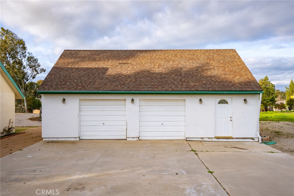 4245 Whispering Oak Way