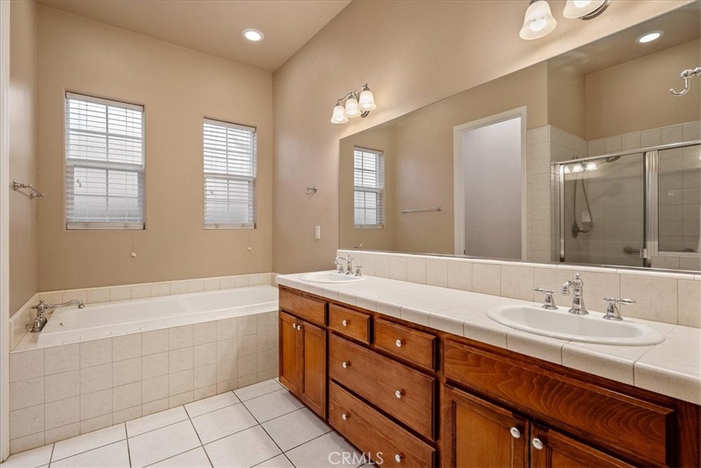 977 Vista Cerro Drive