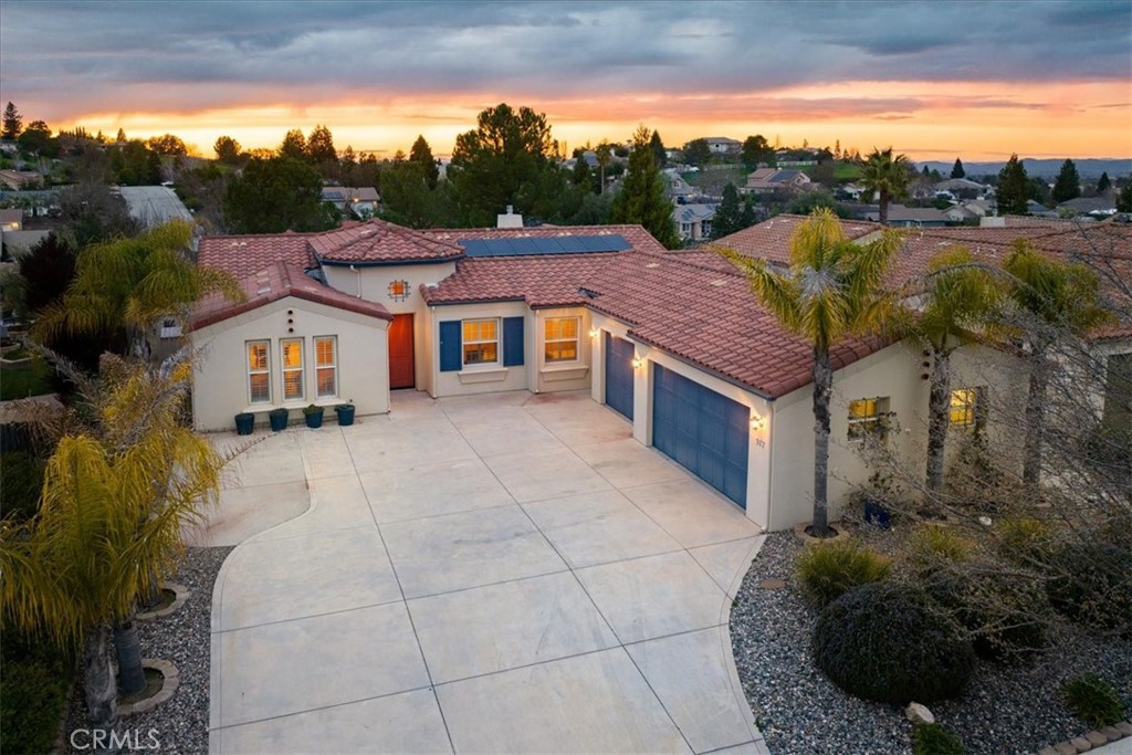 977 Vista Cerro Drive