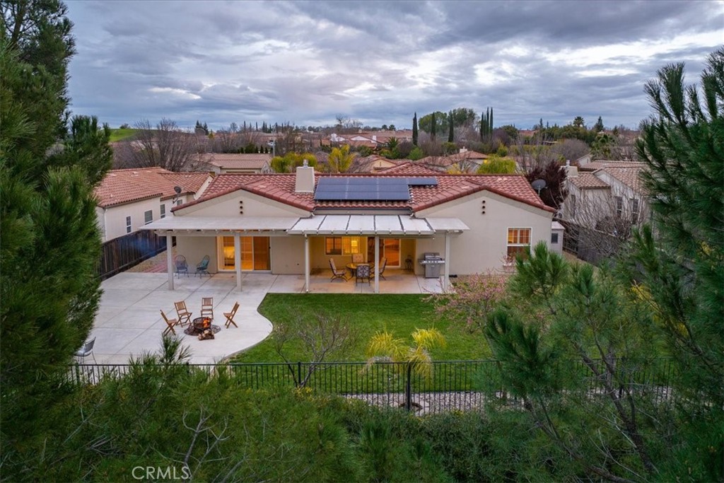 977 Vista Cerro Drive