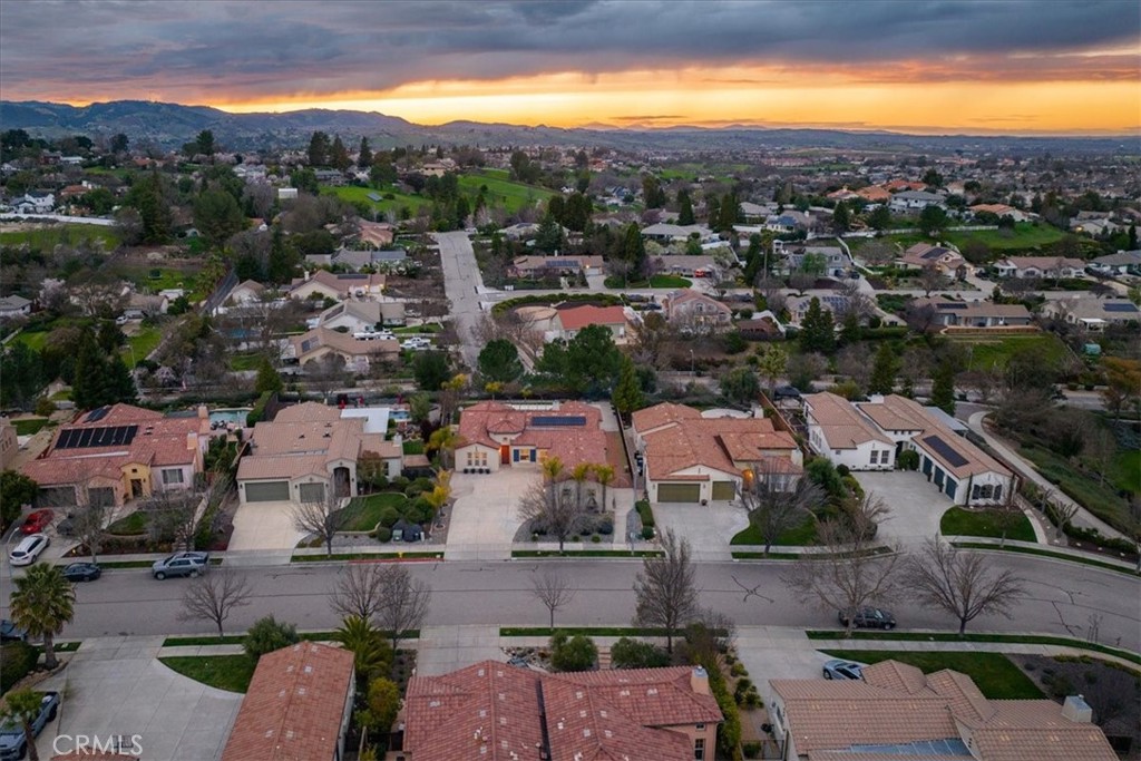 977 Vista Cerro Drive