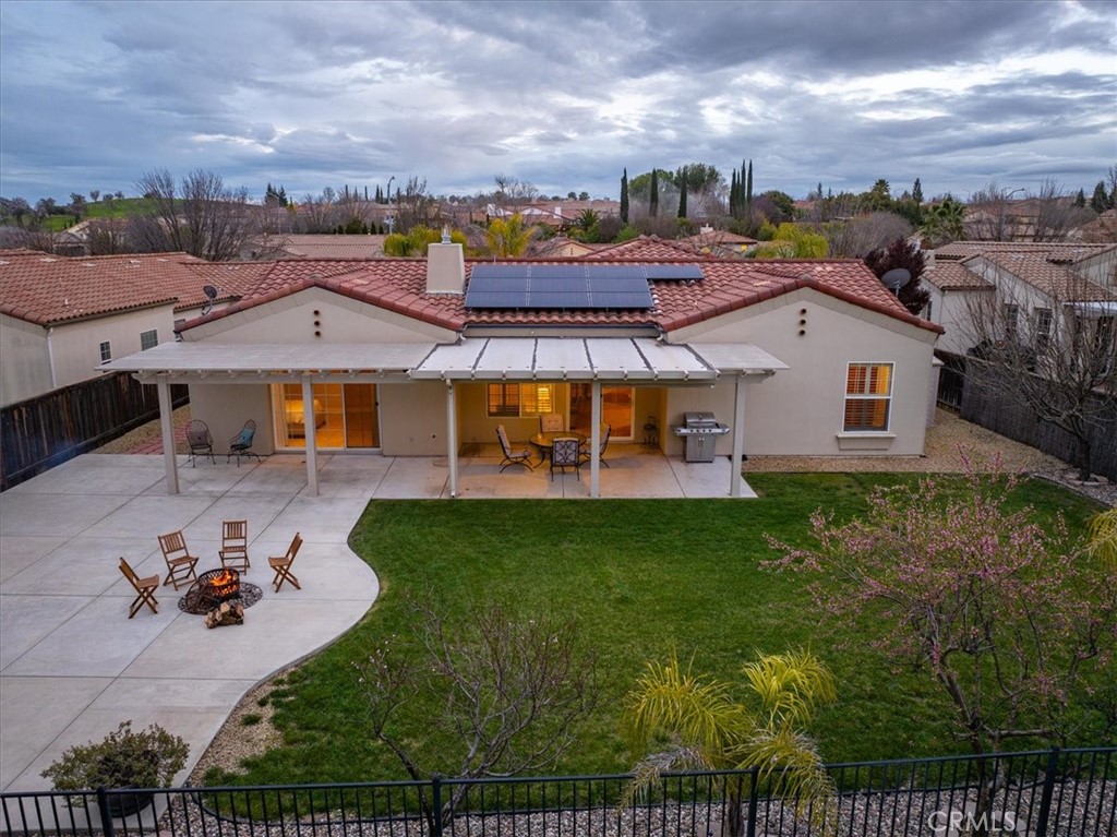 977 Vista Cerro Drive