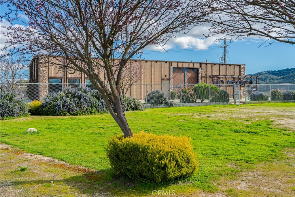 3230 Nacimiento Lake Drive