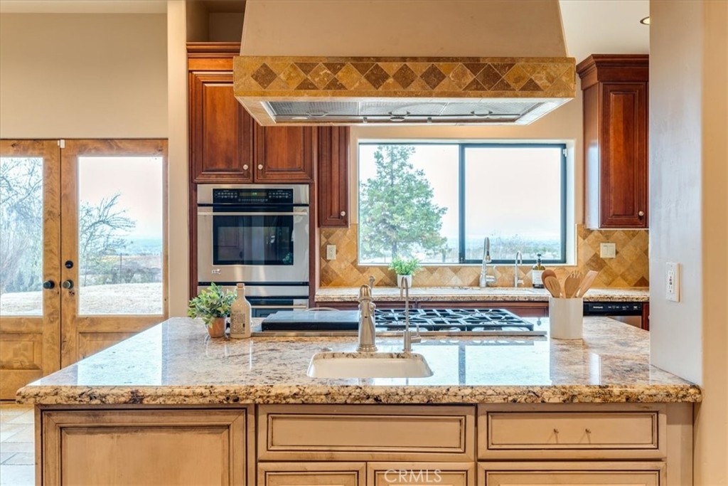 3230 Nacimiento Lake Drive