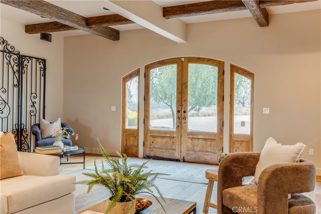 3230 Nacimiento Lake Drive