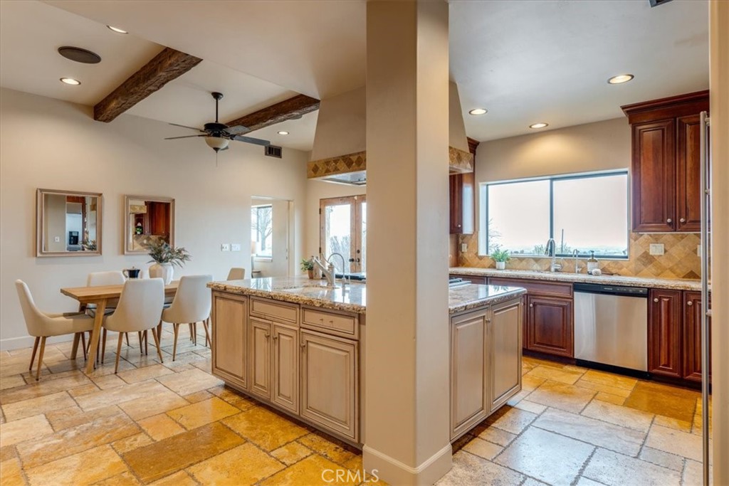 3230 Nacimiento Lake Drive